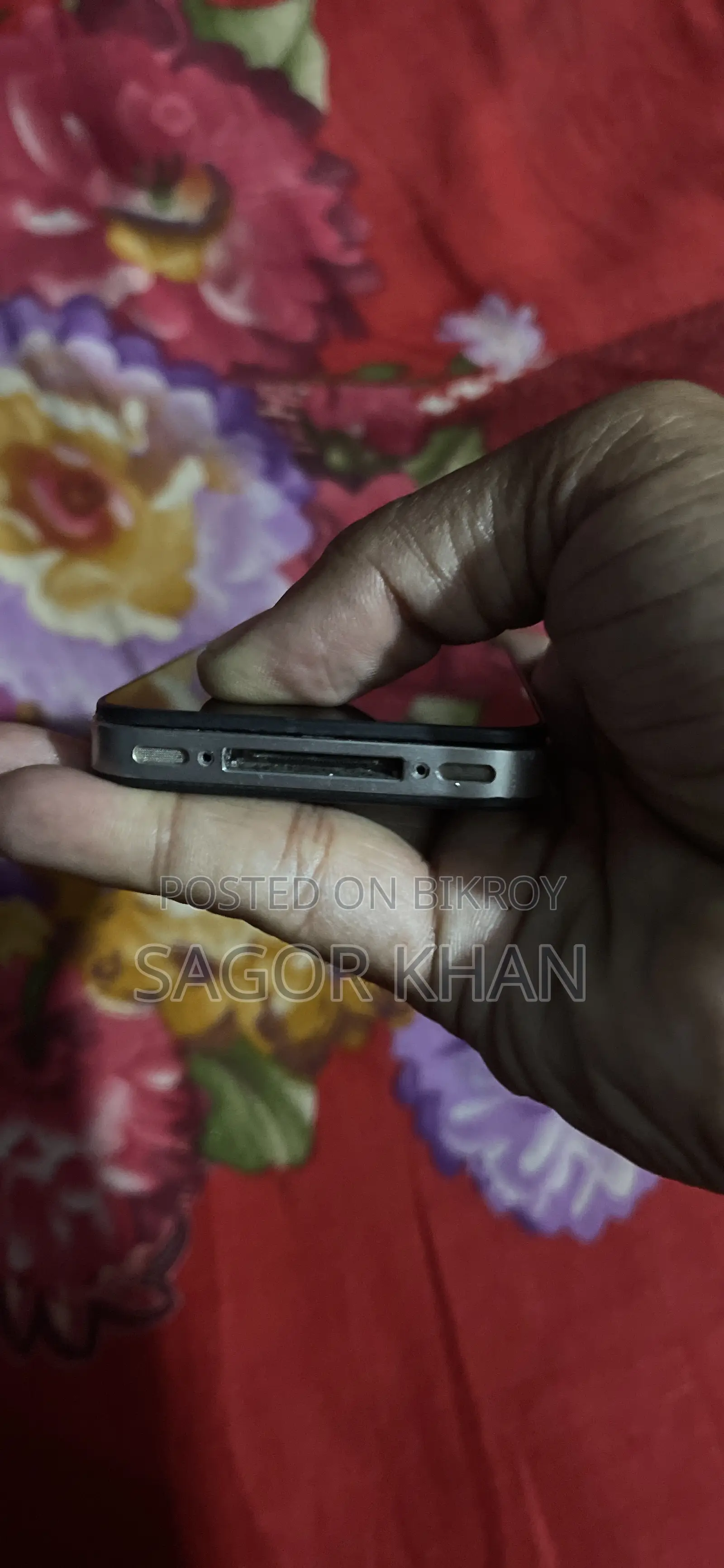 অ্যাপল আইফোন ৪এস ৮ জিবি ব্ল্যাক