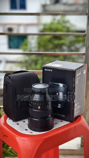 Sony 85mm 1.4 G-master Lens