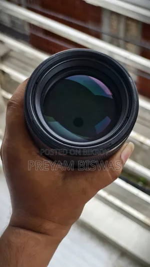 Sony 85mm 1.4 G-Master Lens