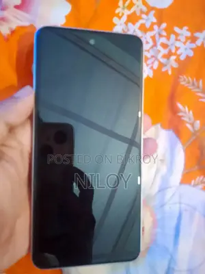 Mobile Phone 128 GB