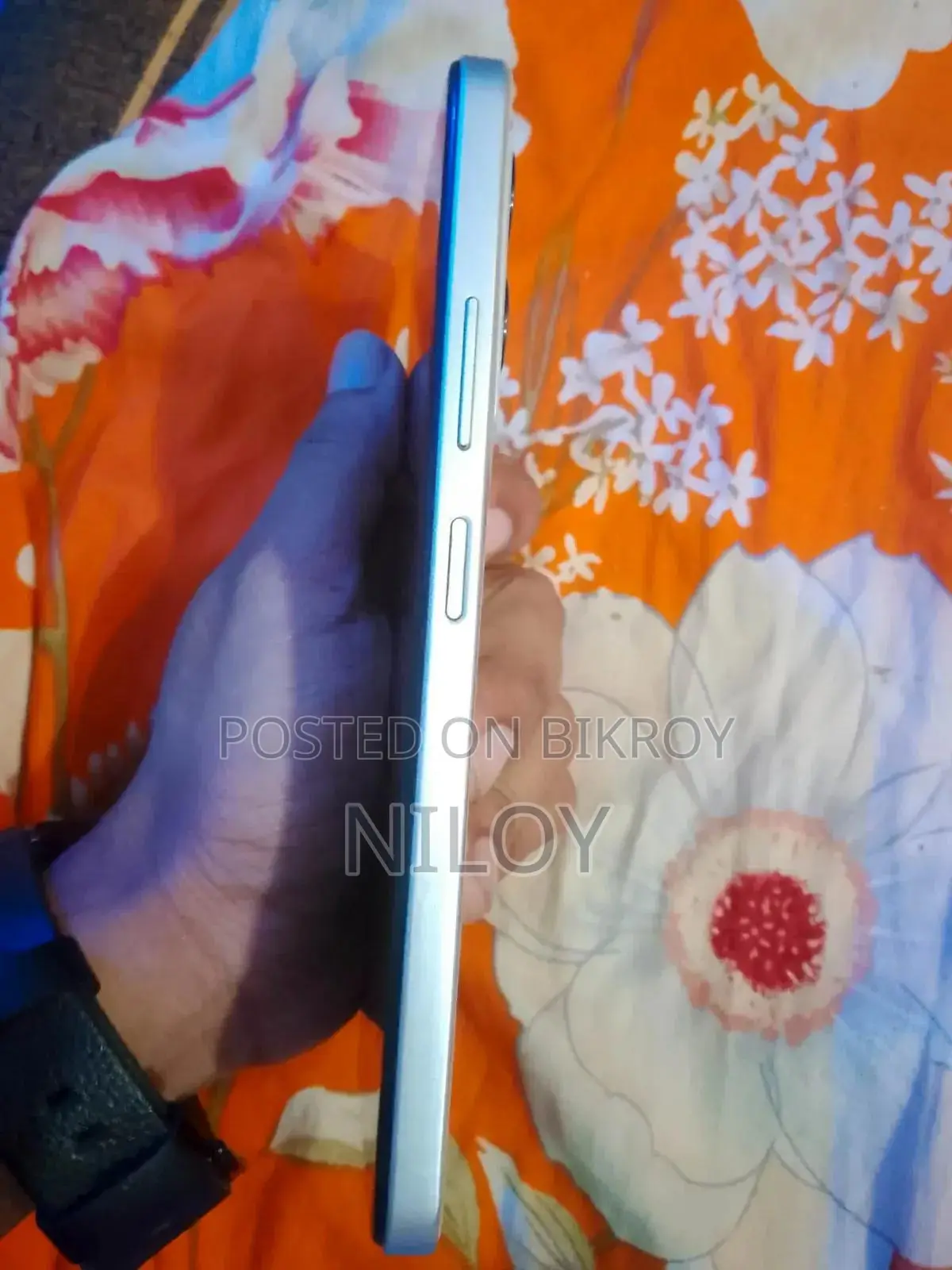 Mobile Phone 128 GB