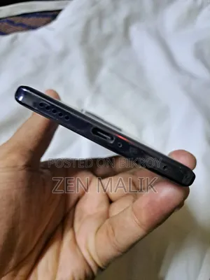 Vivo T2 (India) 128 GB Black