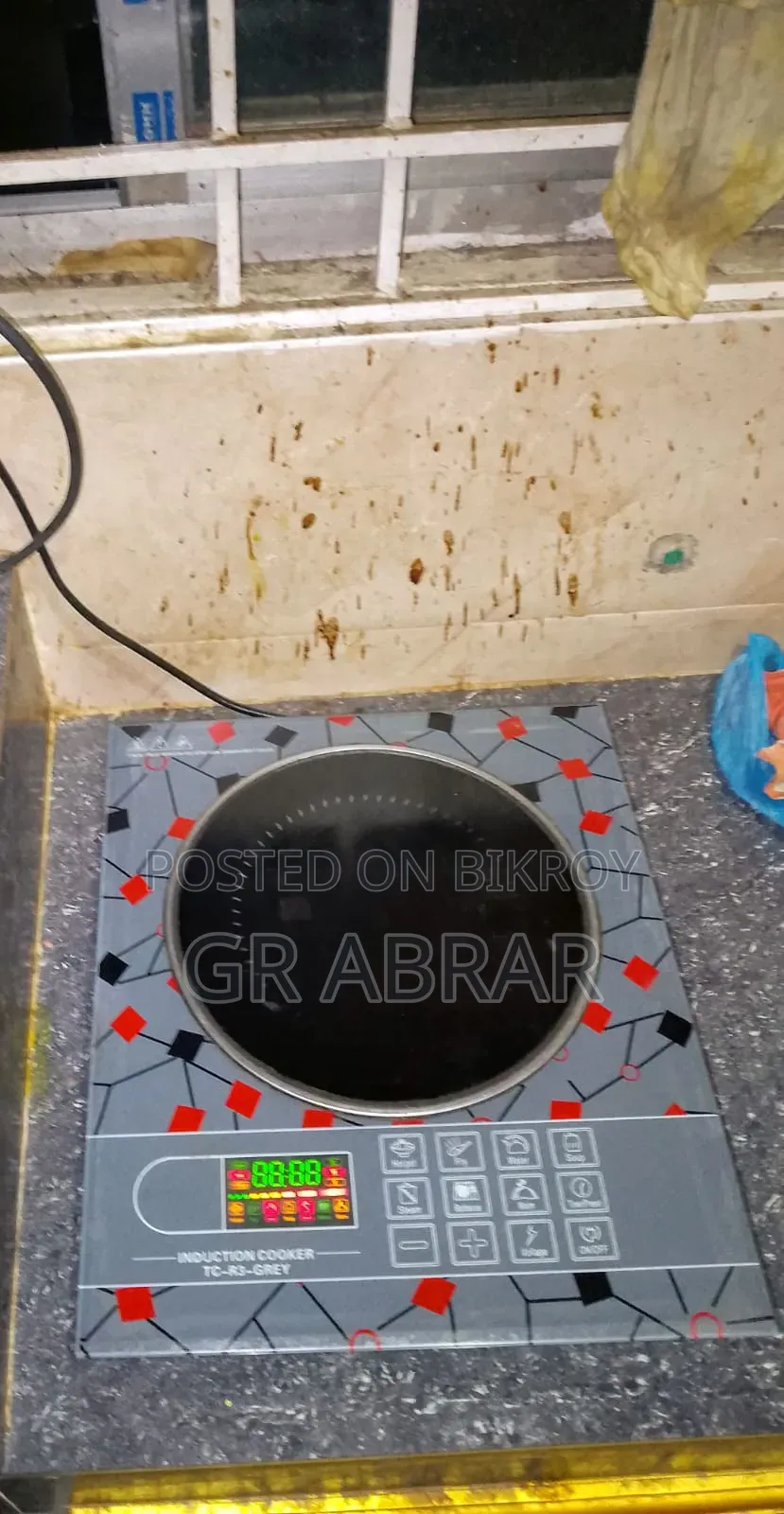 একটি মিয়াকো ব্রান্ডের ইনডাকশন চুলা বিক্রয় হবে।