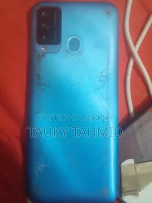 আইটেল পি৩৭ ৩২ জিবি ব্লু
