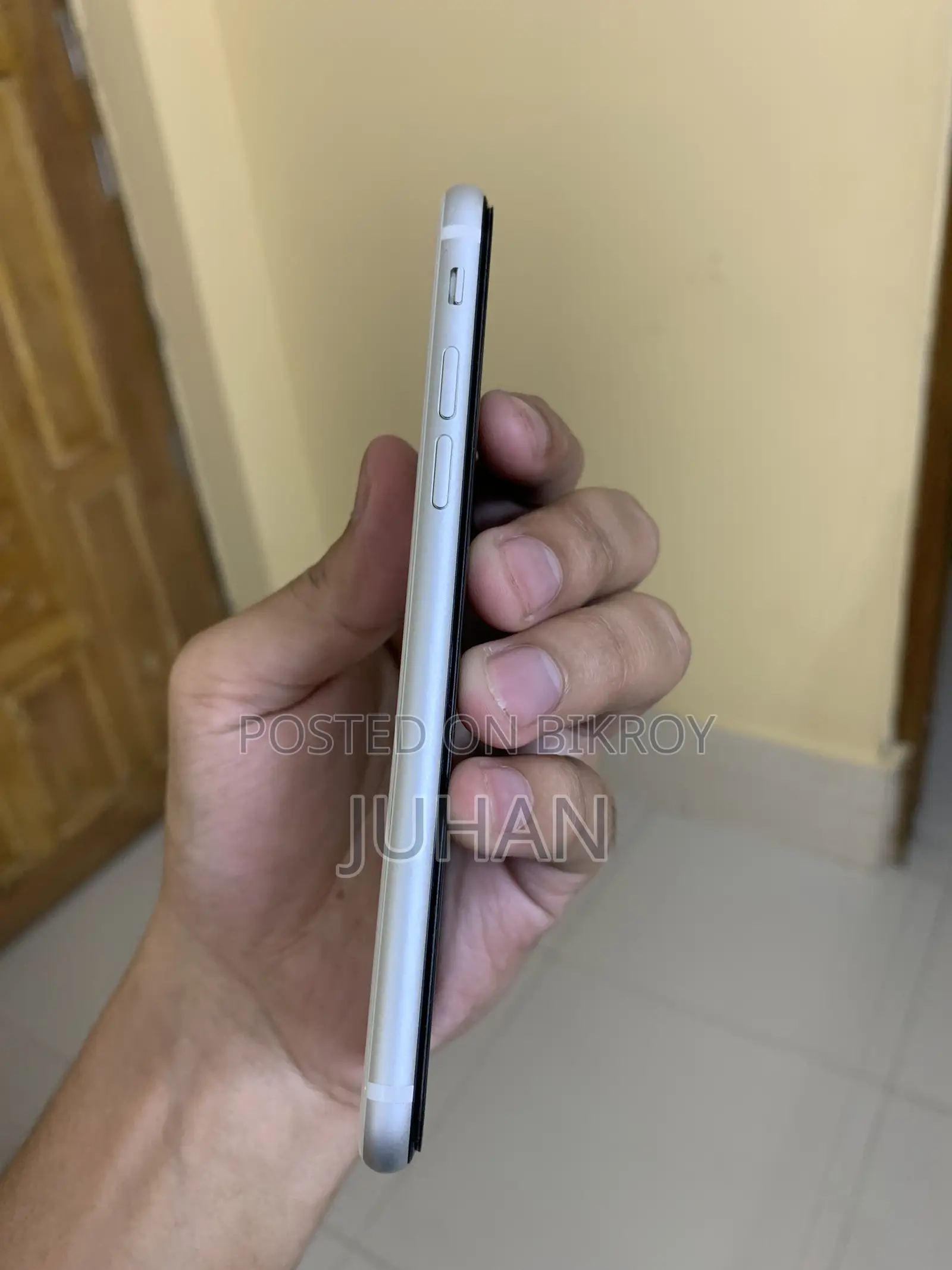 Apple iPhone SE (2020) 64 GB White