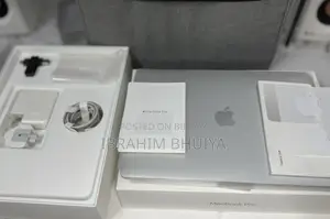 Laptop Apple MacBook Pro 2017 8GB Intel Core I5 SSD 128GB