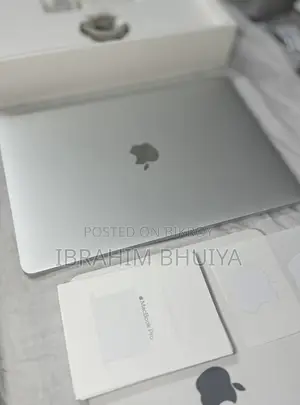 Laptop Apple MacBook Pro 2017 8GB Intel Core I5 SSD 128GB