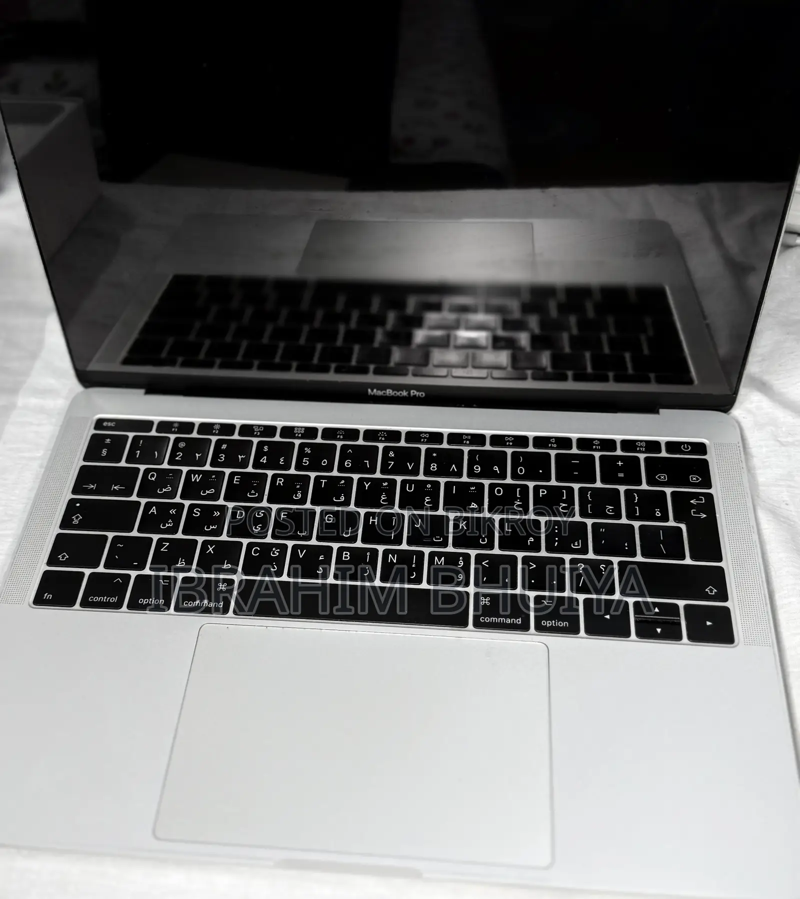 Laptop Apple MacBook Pro 2017 8GB Intel Core I5 SSD 128GB