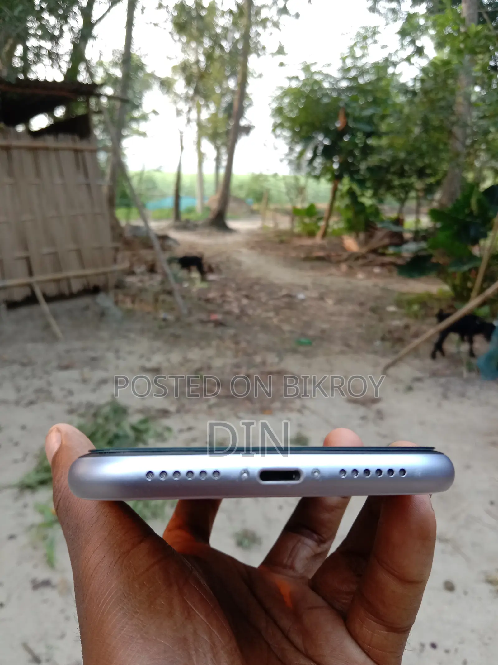 Apple iPhone 11 128 GB White