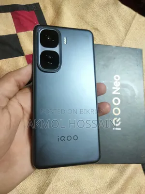 iQOO 256 GB Black