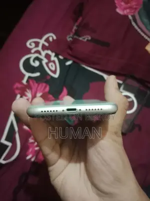 Apple iPhone 11 64 GB Green