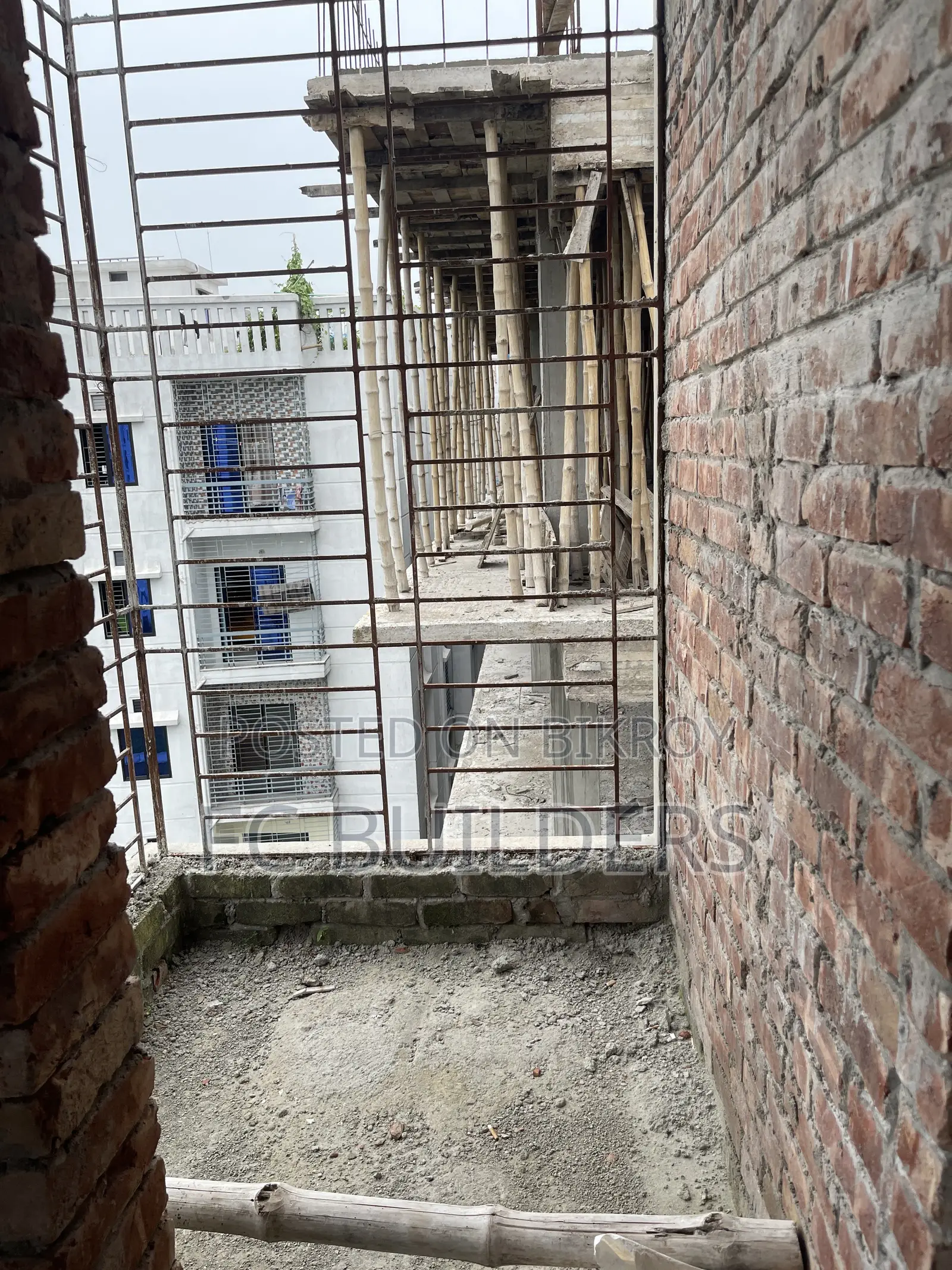 3-bedroom Apartment in AK Haque Tower, Mirpur DOHS for Sale