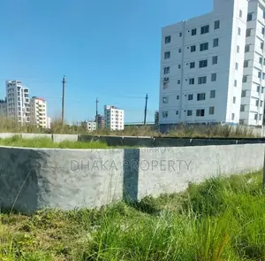 60ft Road 3 Katha Park North At Sector-17/K