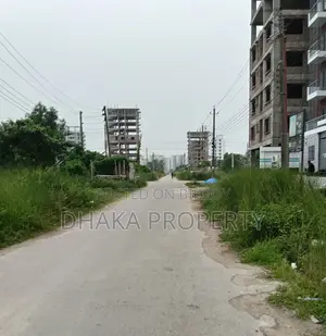 34ft Road 5 Katha Park East At Sector-16/A.