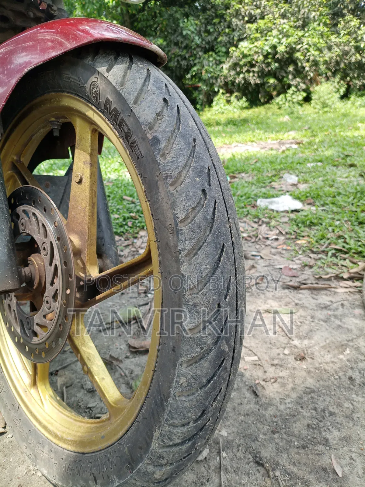 হোন্ডা সিবি ২০১১ লাল