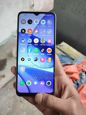 Realme 128 GB Gold