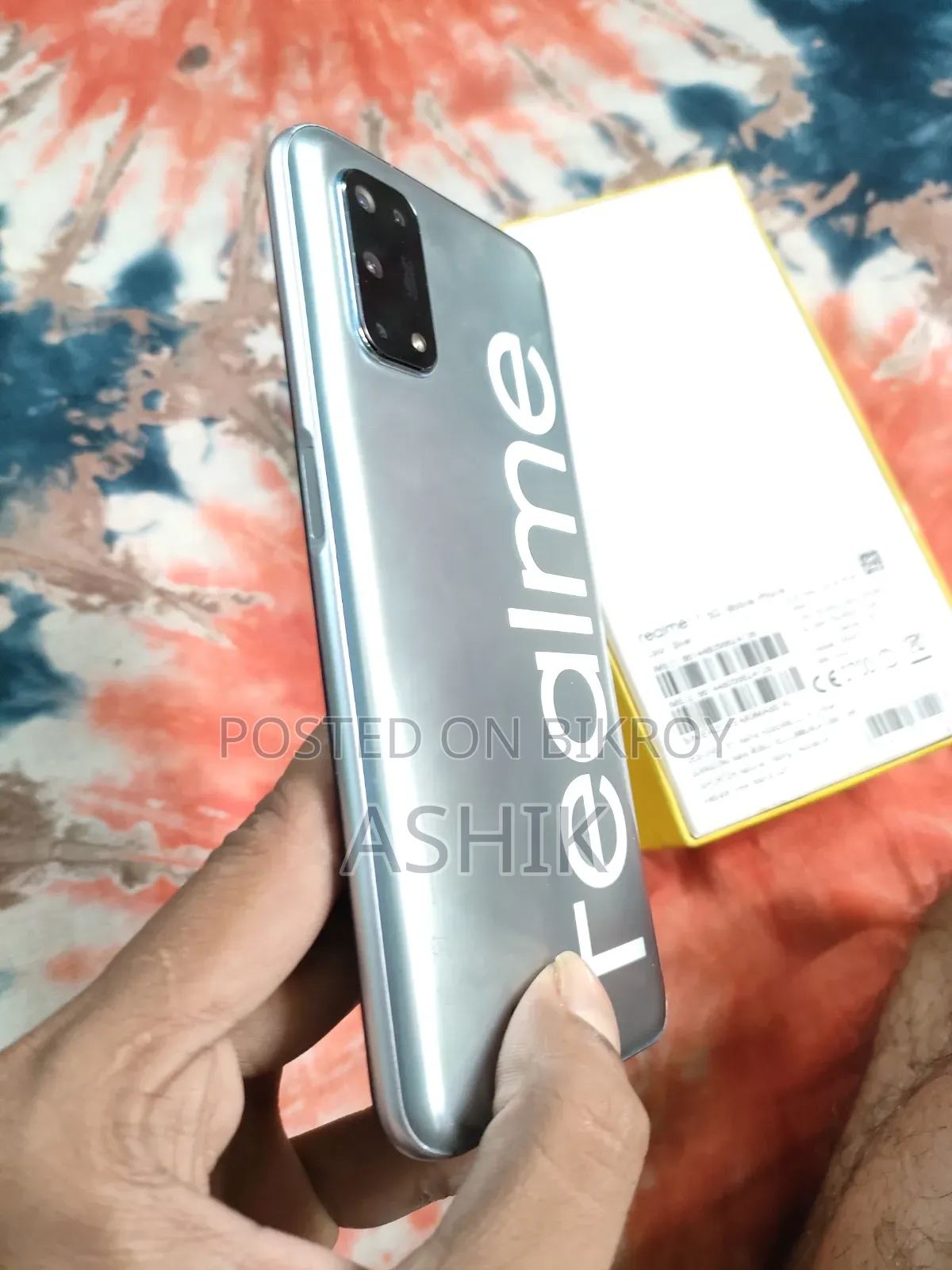 Realme 128 GB Silver