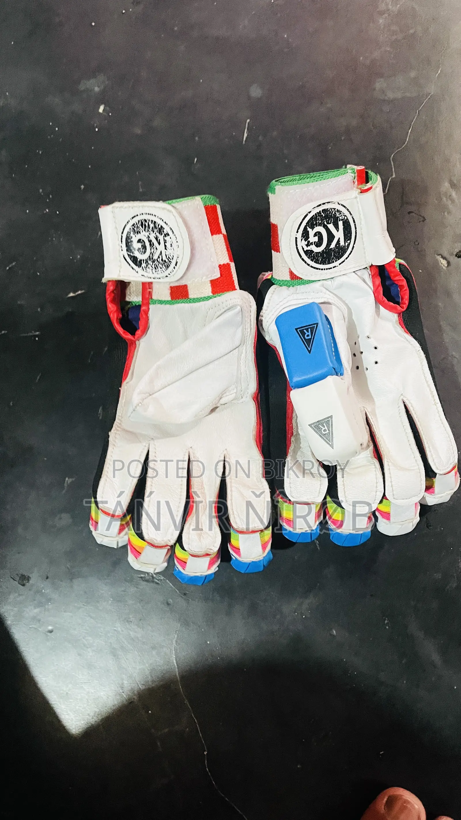 Cricket set used for 1 month