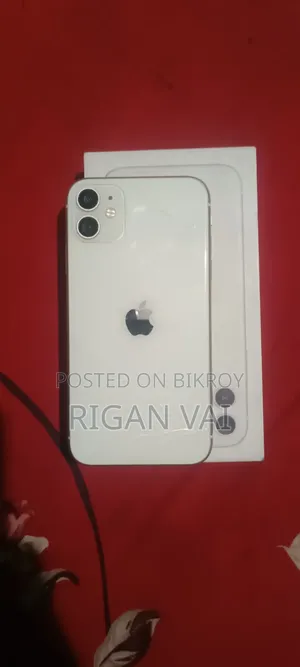 Apple iPhone 11 128 GB White