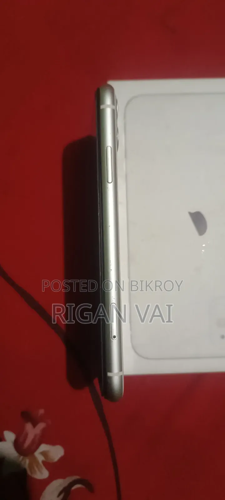 Apple iPhone 11 128 GB White