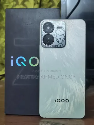 iQOO Z9 128 GB Gold