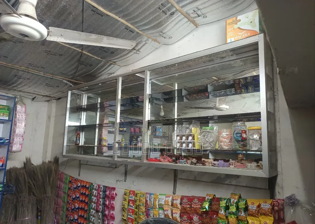 দেওয়াল সুকেশ