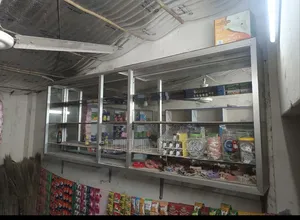 দেওয়াল সুকেশ