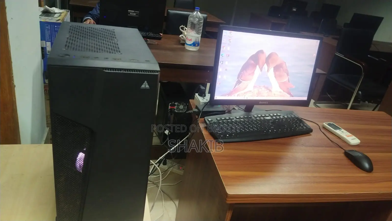 Desktop Computer Gigabyte GB-BRi5H-8250 8GB Intel Core I3 HDD 256GB