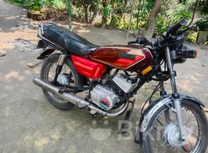 Yamaha 2001 Red