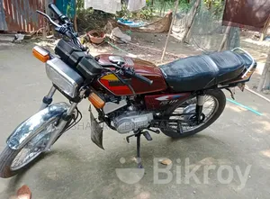 Yamaha 2001 Red