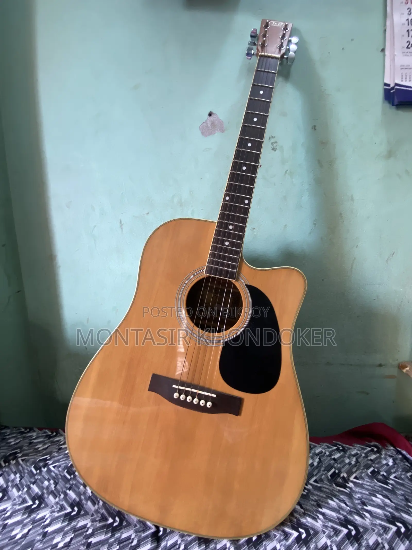 Yamaha Fg9 Guitar