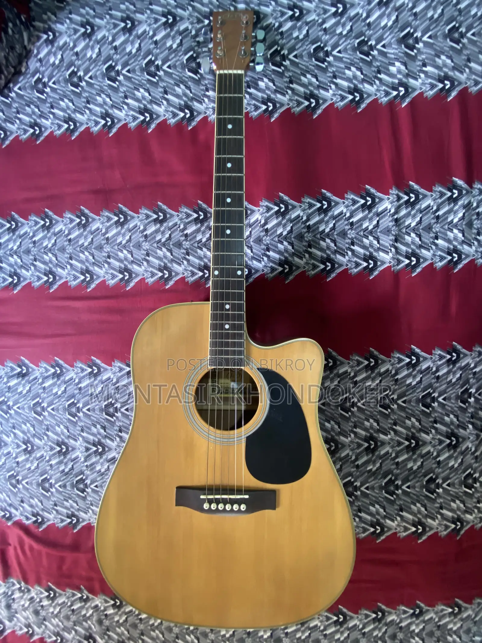 Yamaha Fg9 Guitar