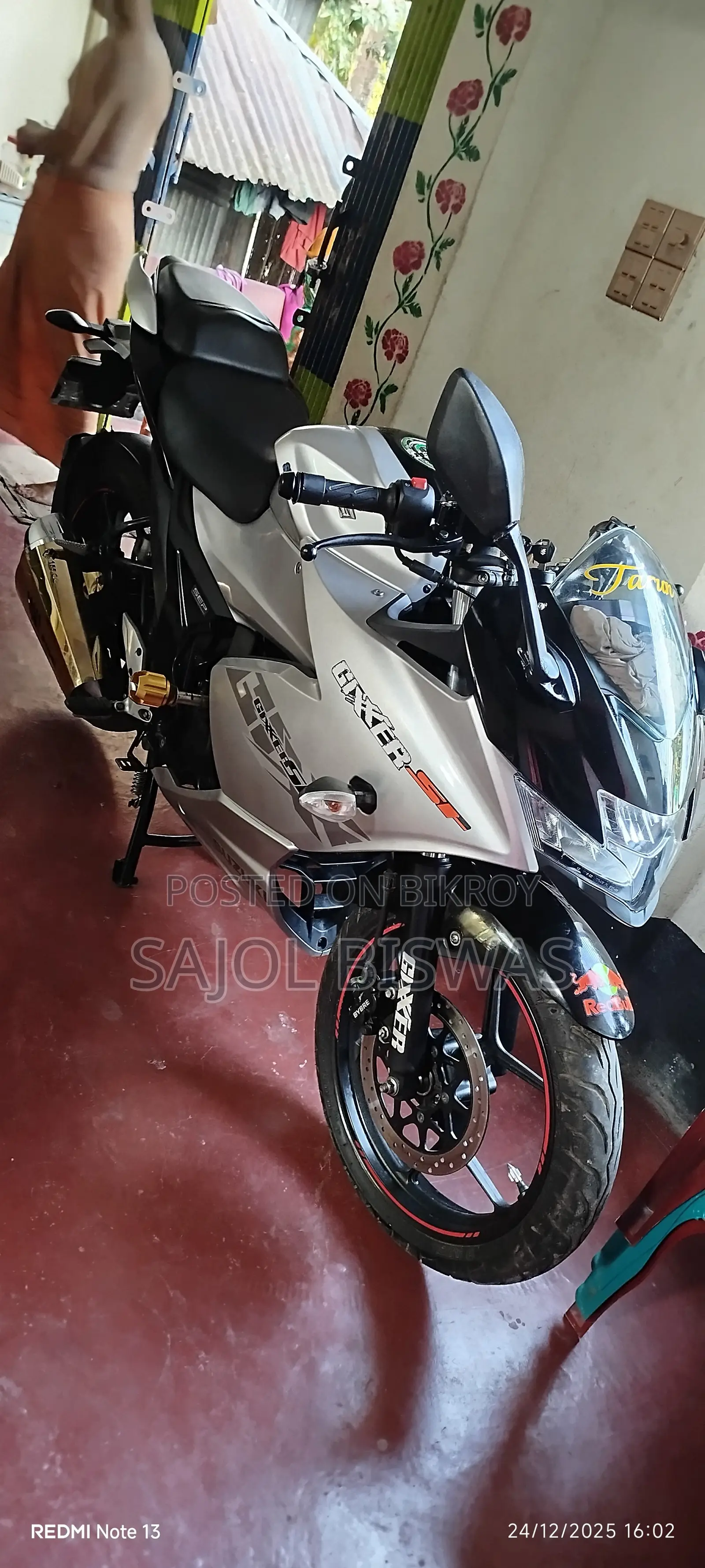 New Suzuki Gixxer SF 2023 White