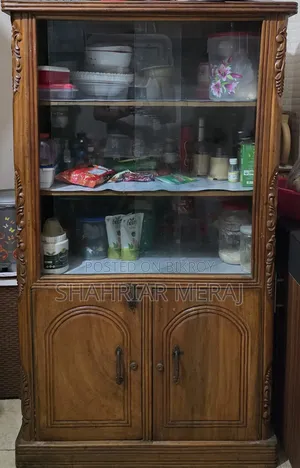 কিছু ইউজড ফার্নিচার বিক্রি হবে