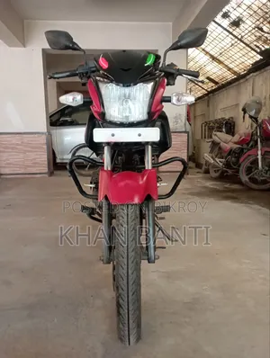 টিভিএস স্ট্রাইকার ১২৫ ২০২১ ব্ল্যাক