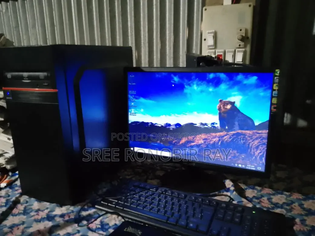 Gigabyte GB-BXi5-4570R-BW 8GB Intel Core I5 HDD+SSD 640GB