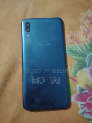 Samsung Galaxy M10 32 GB Black