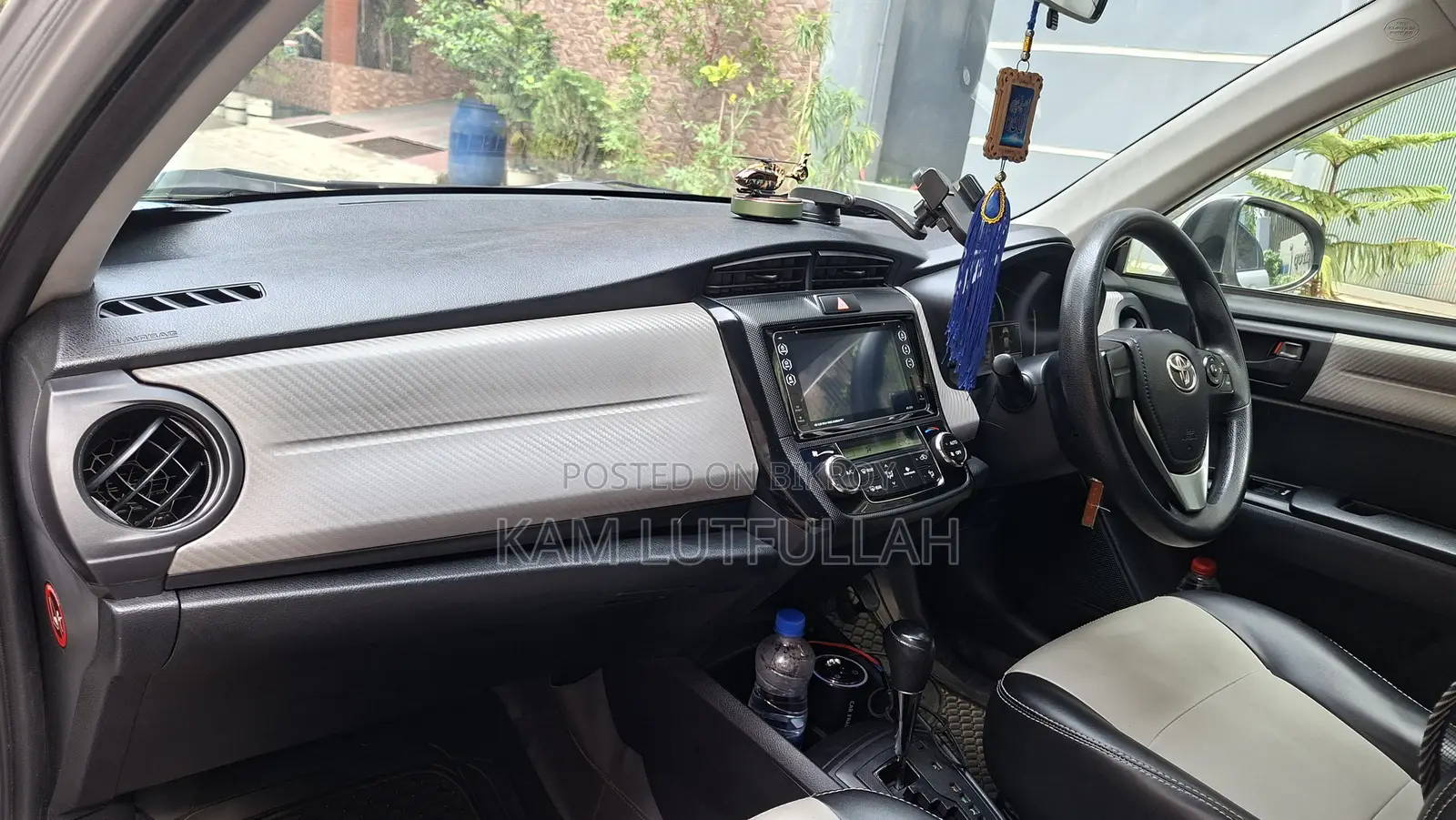 Toyota Axio 1.5 Hybrid 2-Wheel Drive 2014 Silver