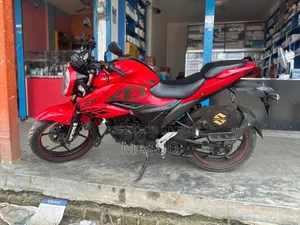 Suzuki Gixxer Fi ABS 2023 Red