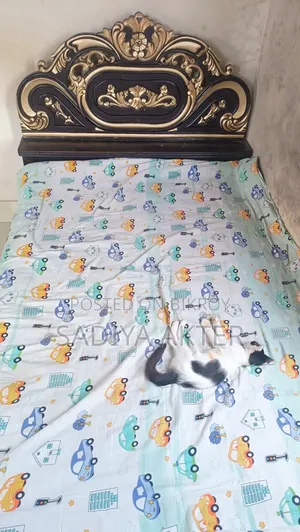সেগুন কাঠের খাট