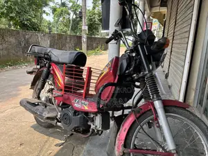 TVS XL 100 2021 Red