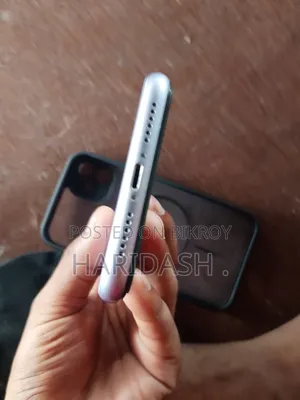 Apple iPhone 11 64 GB Purple