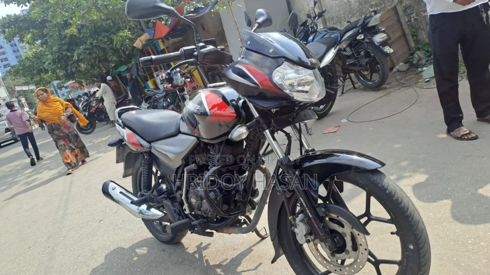 Bajaj Discover 125 2019 Black