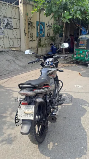 Bajaj Discover 125 2019 Black