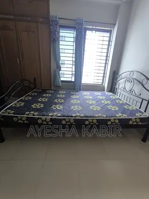 সেমি ডাবল বেড উইথ ম্যাট্রেস