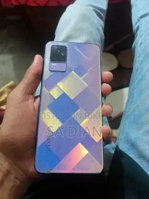 Vivo Y73s 128 GB Blue