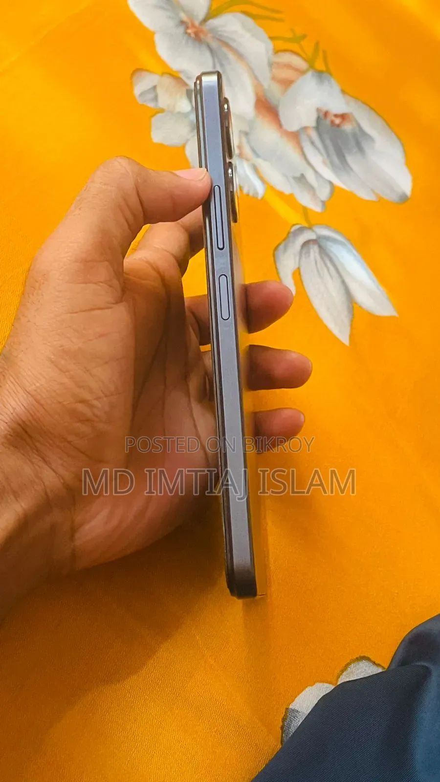 Vivo Y56 128 GB Silver