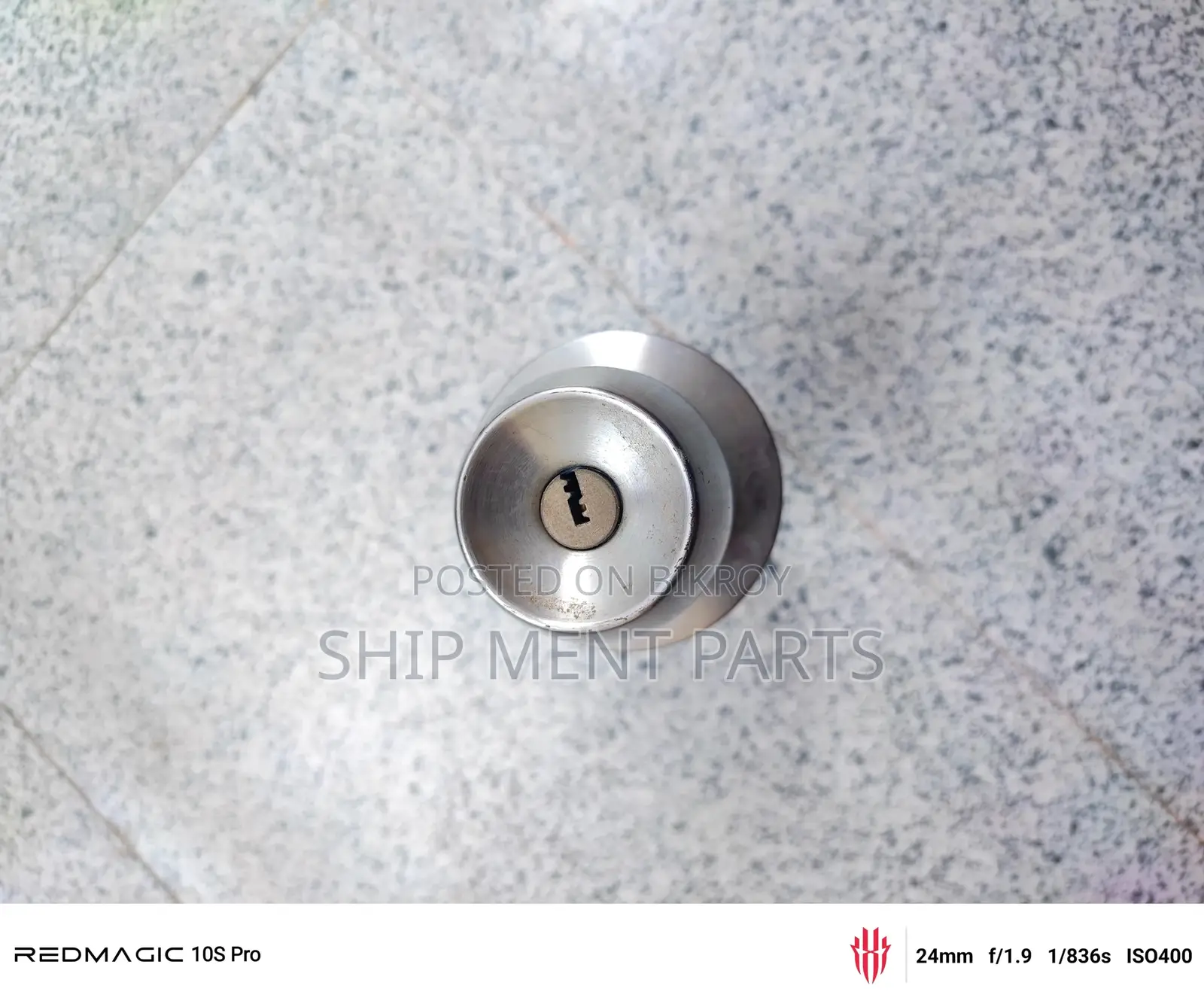 Ship door knock door lock, SS body heavy item and fresh condition. Keyless