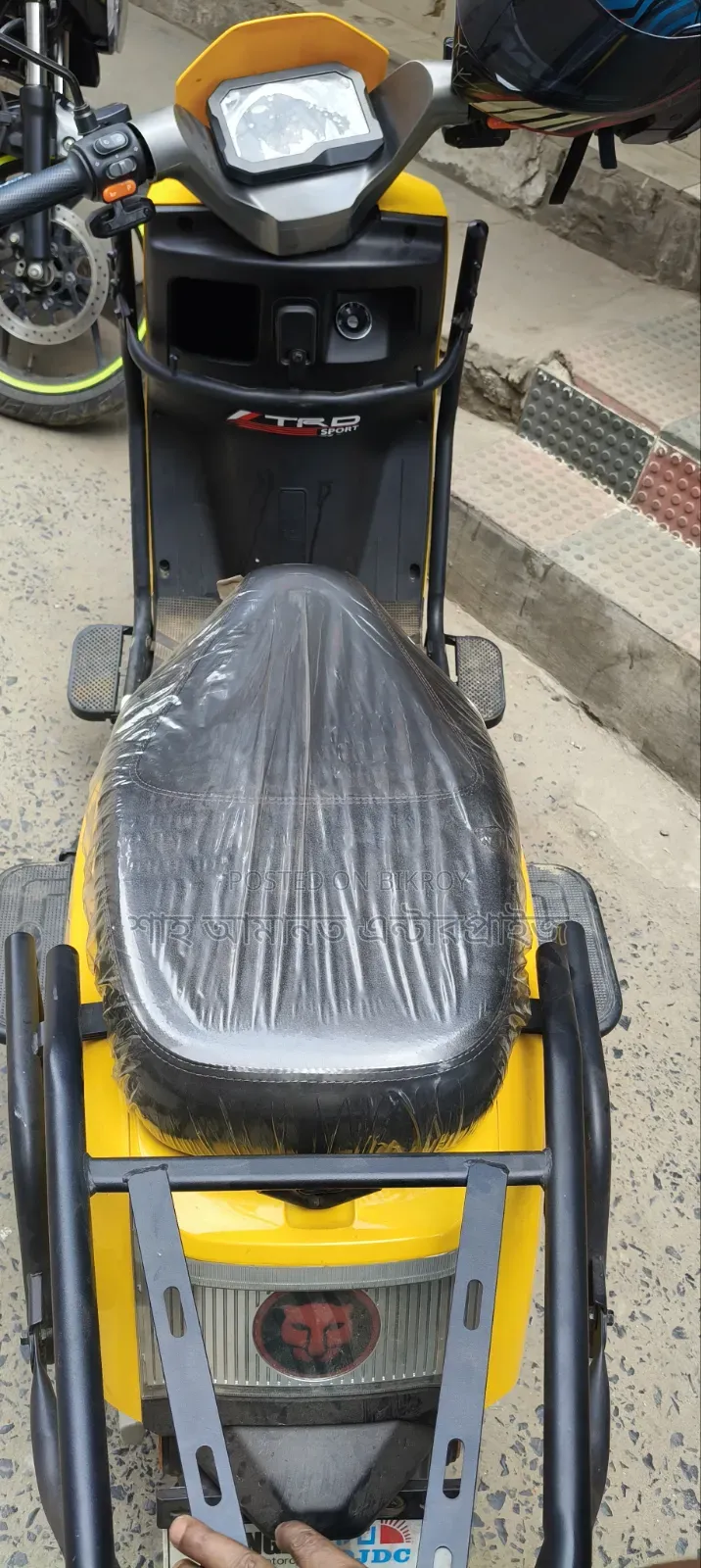 Motorcycle 2026 Yellow