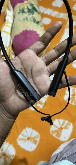 Oraimo Necklace Lite Enc Oeb 311